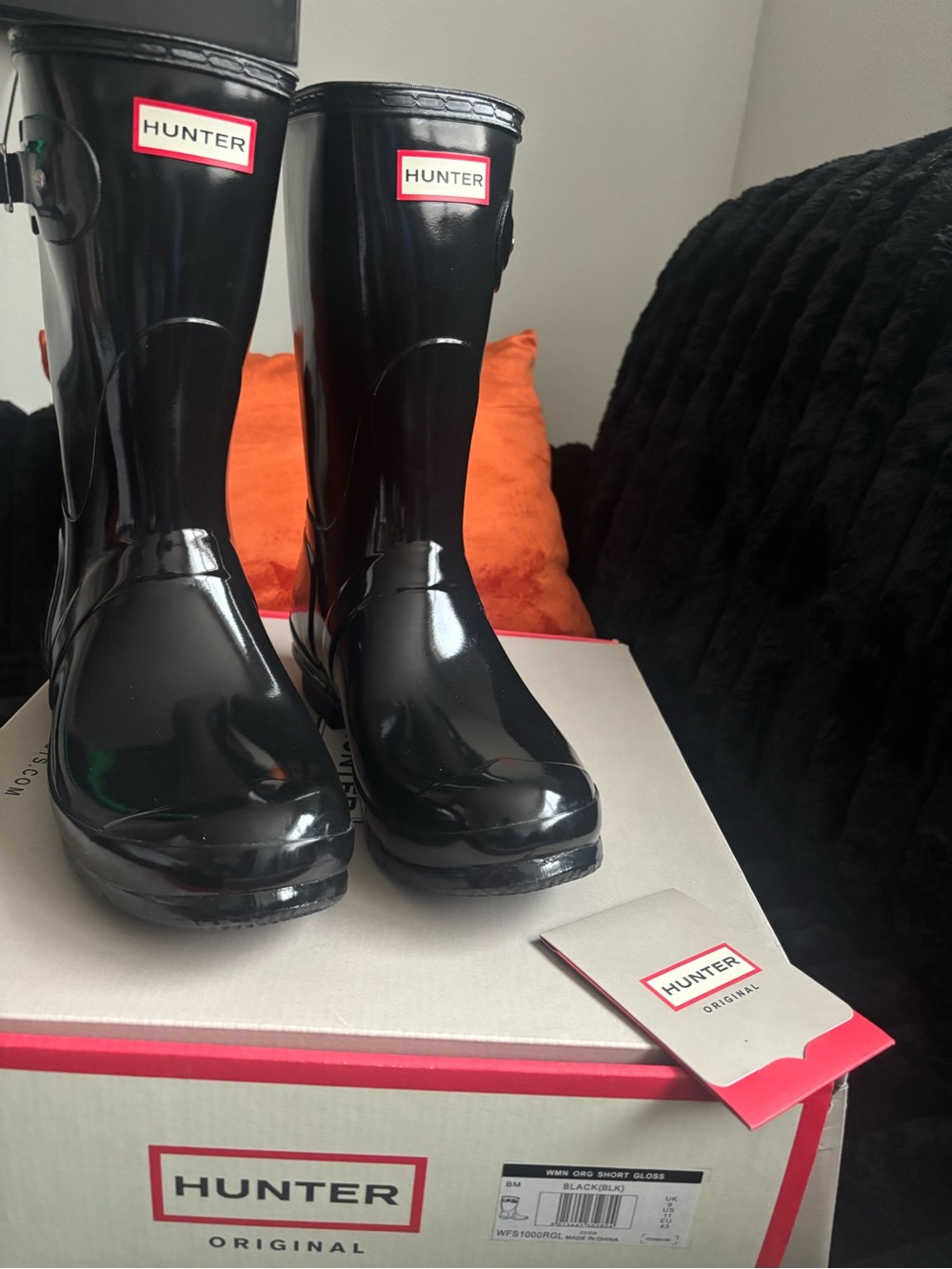 Size 11 Hunter Gloss Black Rain Boots(Short)